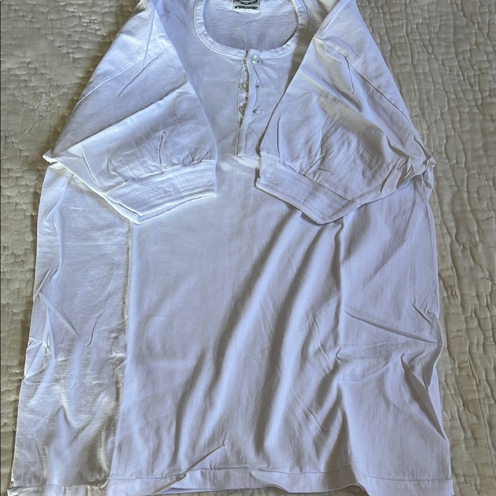 Race Brand vintage style 3 button Henley White short Sleeve Men’s 40  cotton